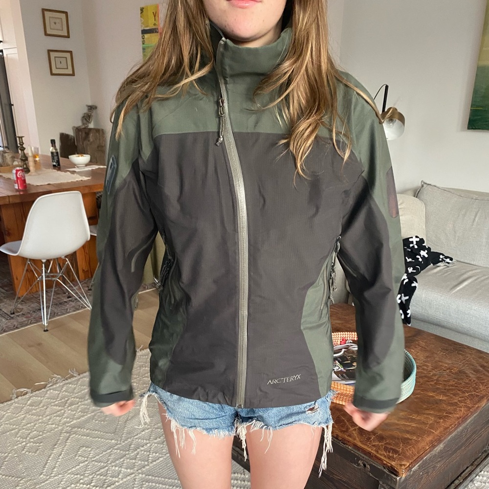 Arc'teryx Women's Ski Jacket - Green and Black